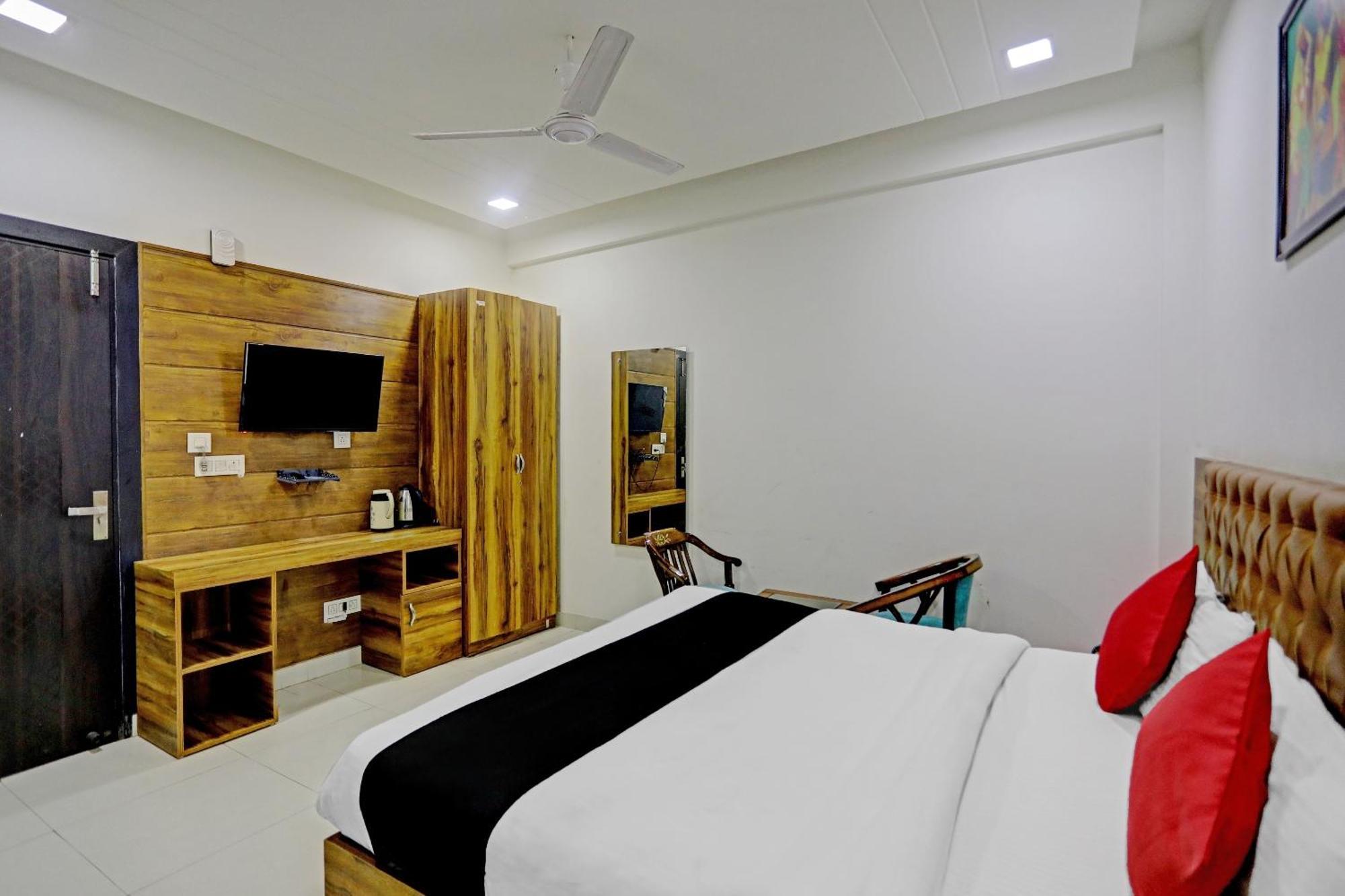 Hotel O Zion Нью-Дели Экстерьер фото