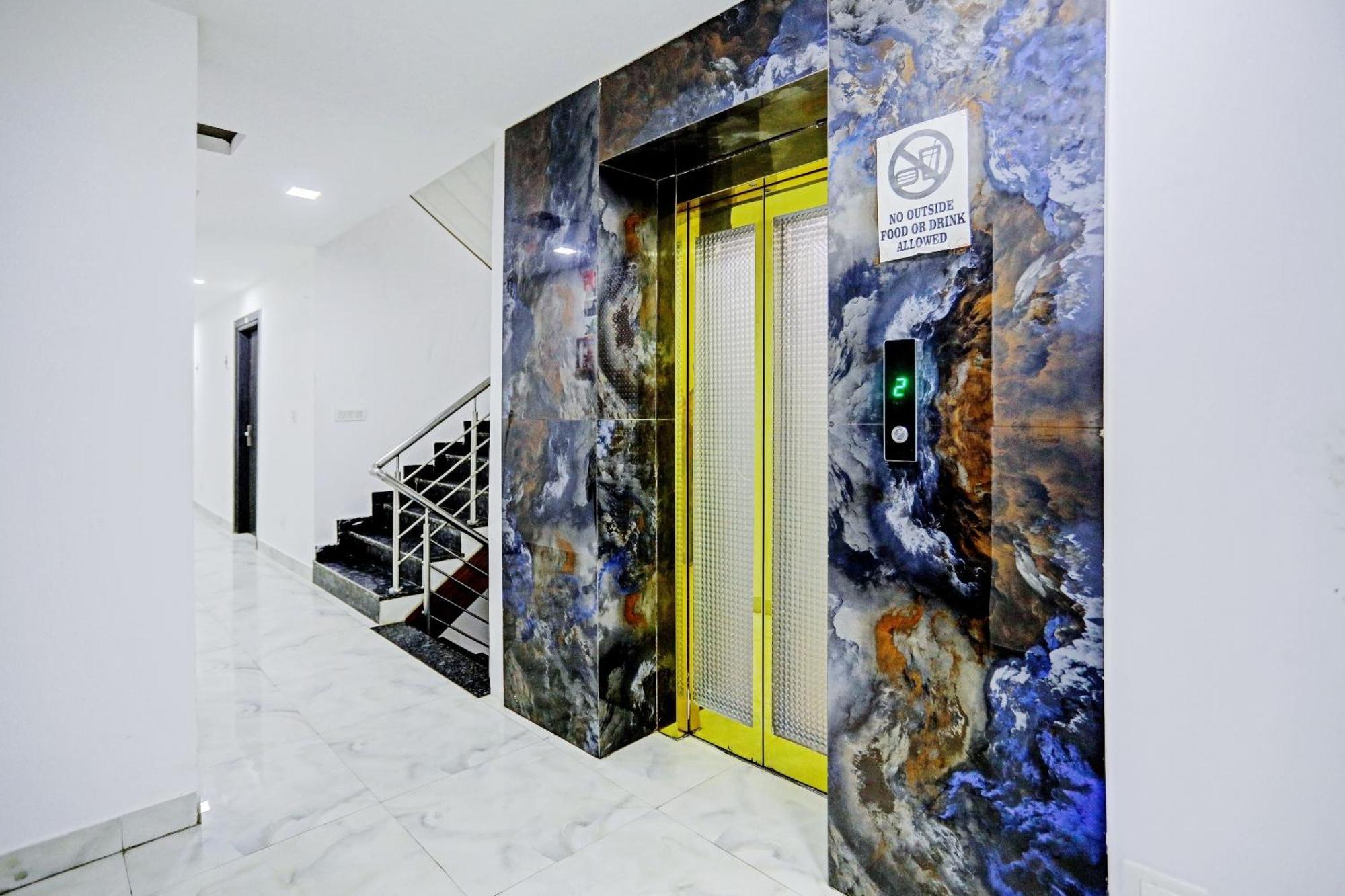 Hotel O Zion Нью-Дели Экстерьер фото